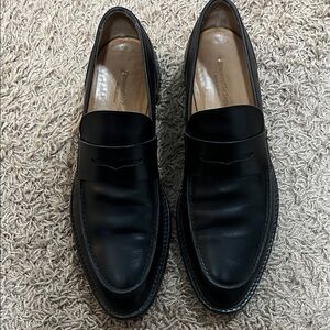 Elegant Black Leather Loafers
